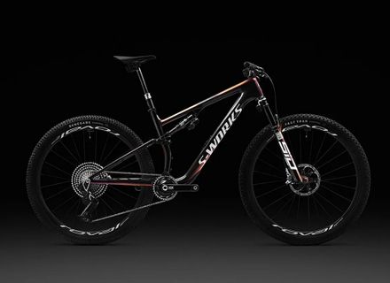 Nou pentru 2024 - Specialized Epic 8!